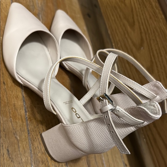 Aldo Cream Elegant Heels with Ankle Straps Size 9 - Picture 4 of 7